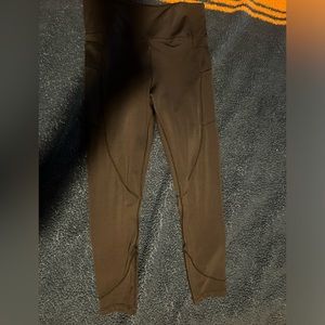 Light and Tight Pocket Leggings Zyia 8-10